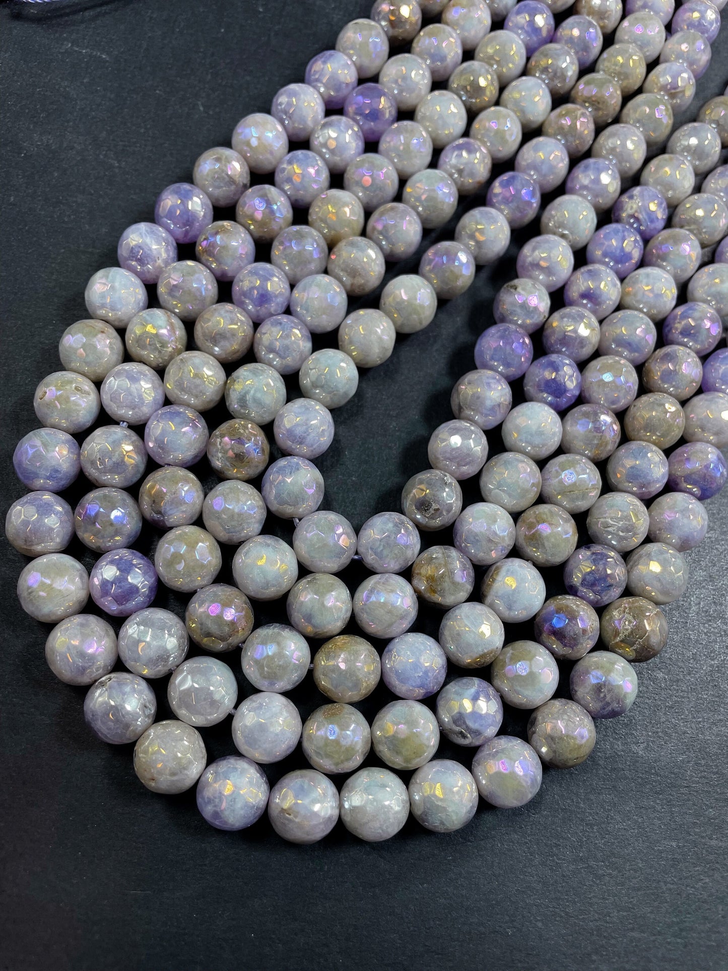AAA Natural mystic lavender jade . Faceted round gemstone bead.  Gorgeous purple color. Excellent quality. Full strand 15.5"
