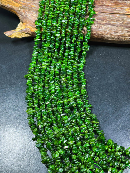 Natural Green Diopside Gemstone Bead 10-15mm Freeform Chip Shape, Gorgeous Dark Green Peridot Stone Bead Great Quality Full Strand 15.5"