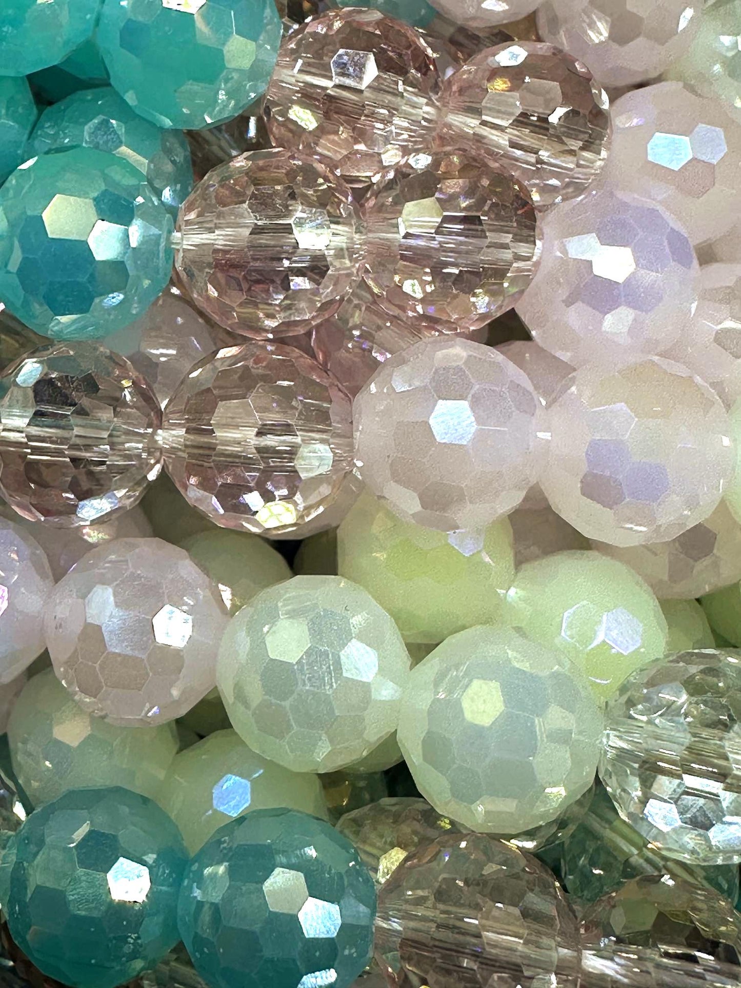 Beautiful Multicolor Crystal Glass Bead (White, Light Pink, Clear Pink, Blue Green, Clear) 10mm Faceted Round Shape Bead. High Quality 15.5"
