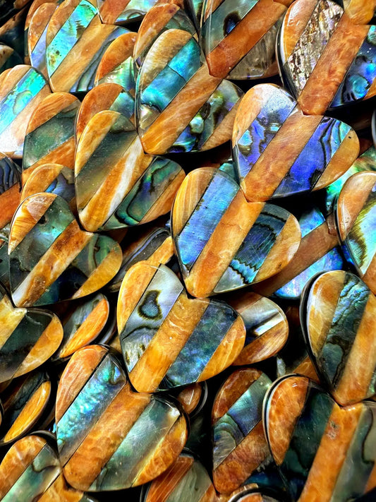 AAA Quality Natural Spiny Oyster Shell with Abalone Heart Beads, 20x20mm, 7.5" Strand