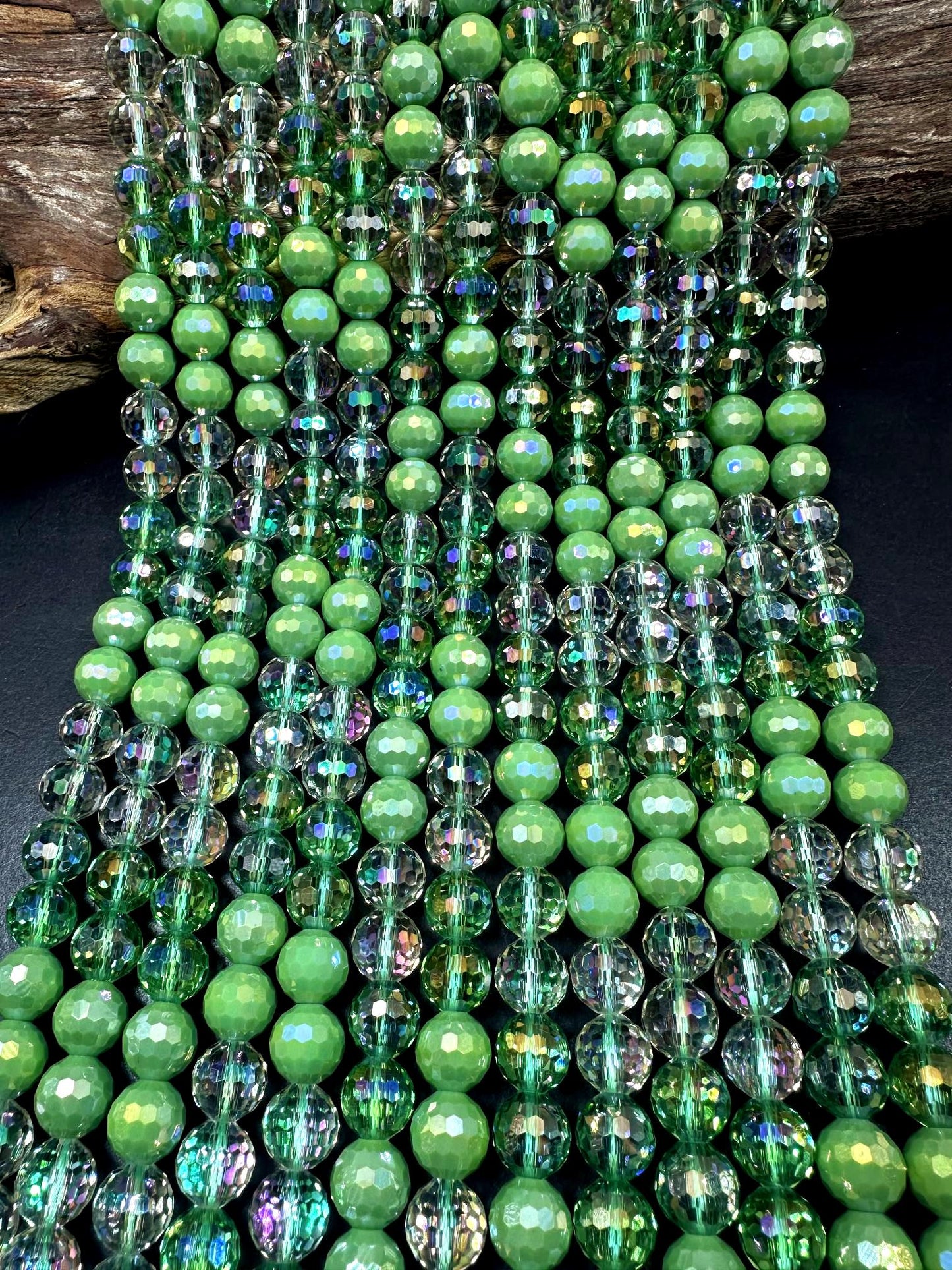 Beautiful Multicolor Crystal Glass Bead (Light Green. Clear Green, Clear) Faceted Round Shape Bead. High Quality 15.5"