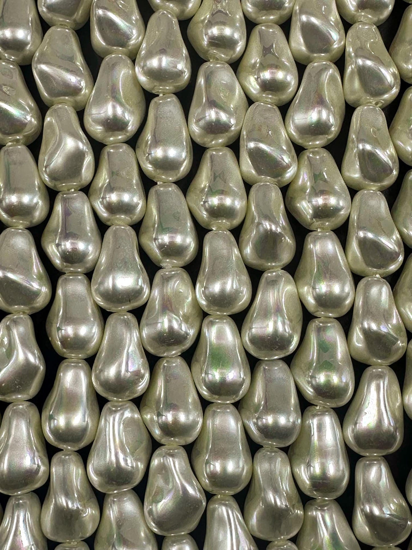 Gorgeous Cream color Swarovski Pearl Crystal Beads 10x14mm Freeform Teardrop Shape. Beautiful White Color, High Quality 15.5"