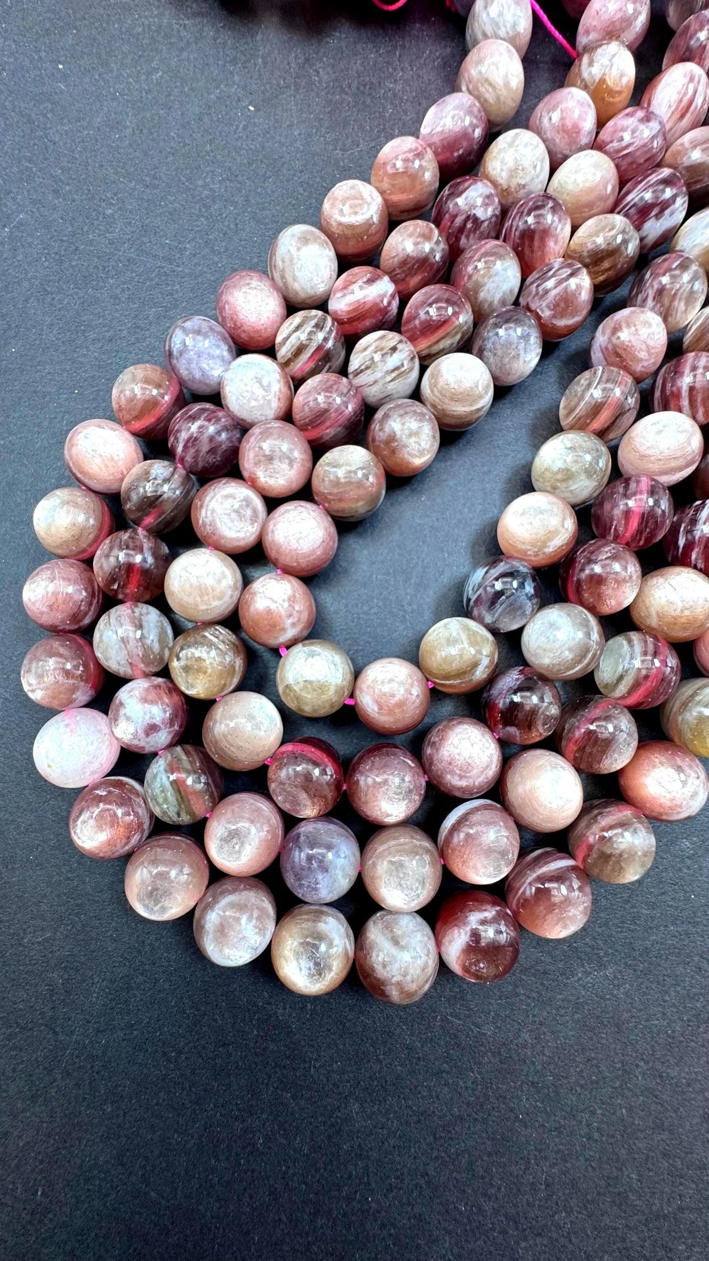 Natural lepidolite mica gemstone beads . Gorgeous natural rainbow flash lepidolite bead. Excellent quality . Full strand 15.5”