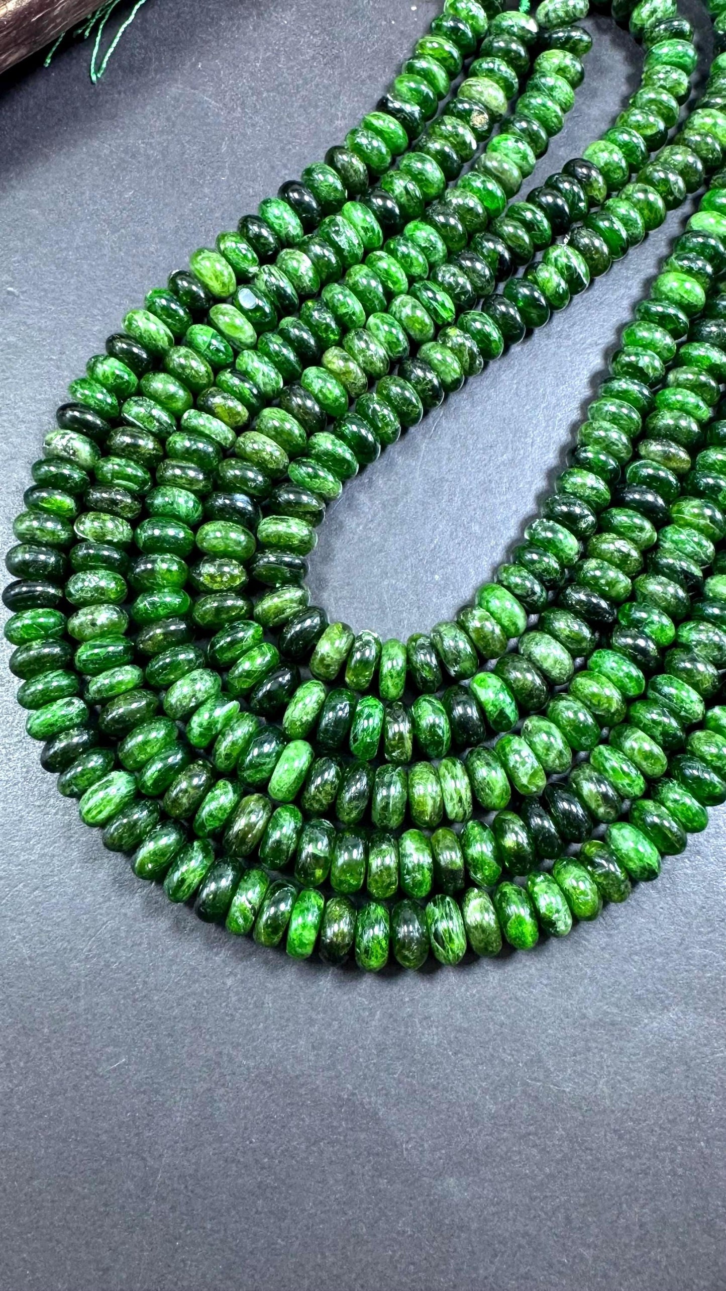 AAA Natural Diopside gemstone bead Rondelle shape. Gorgeous natural green Diopside bead. not treated ! full strand 15.5”
