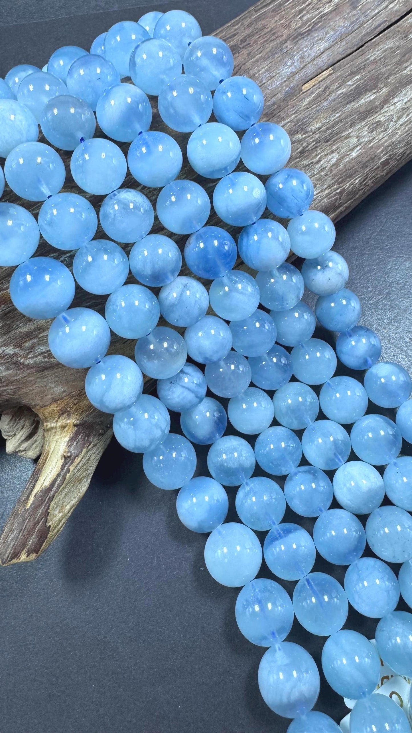 AA Natural Aquamarine gemstone beads. Smooth round shape . Excellent quality full strand 15.5”