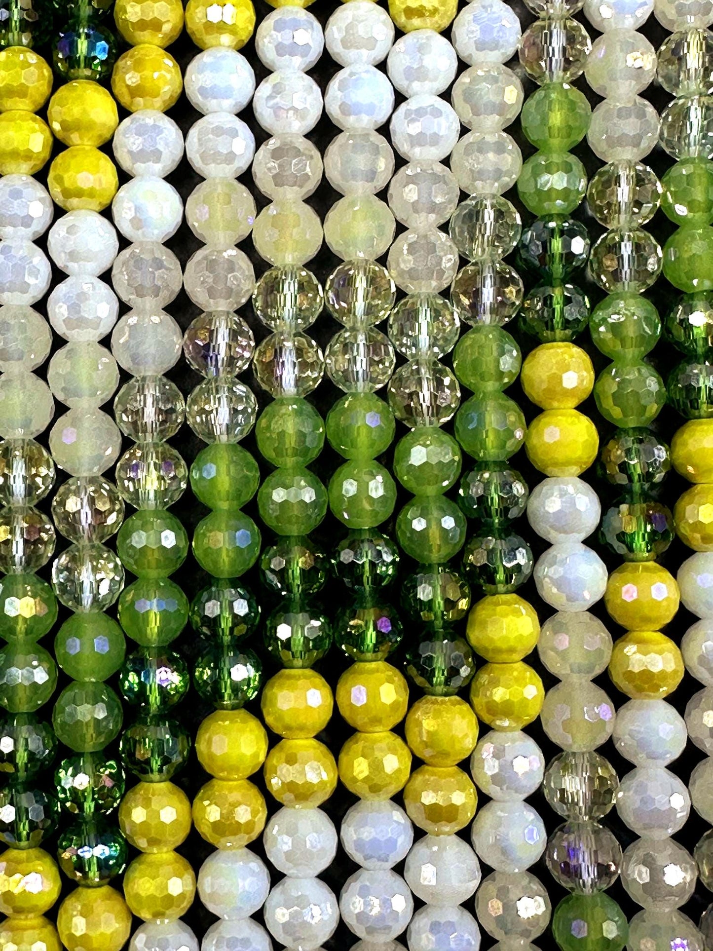 Beautiful Multicolor Crystal Glass Bead (Light Green. Yellow, White) Faceted Round Shape Bead. High Quality 15.5"
