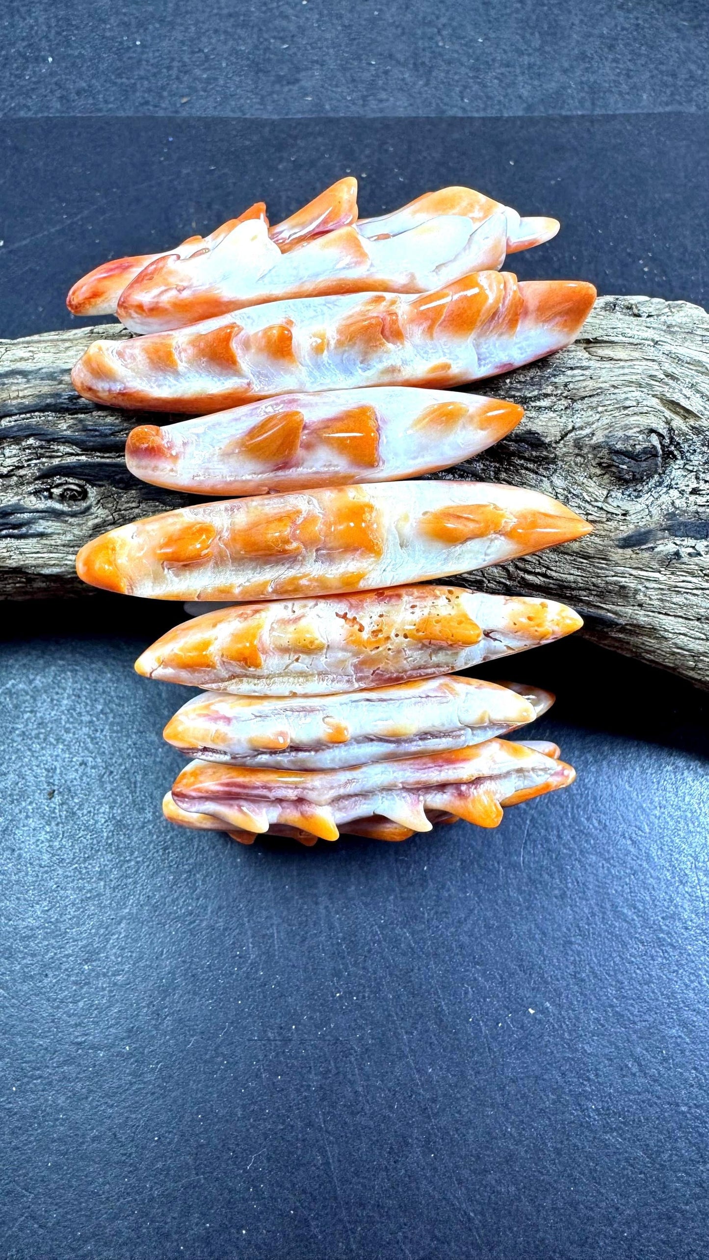 Natural spiny oyster shell bracelet. Gorgeous Natural orange yellow color . Unique shape. Excellent quality.