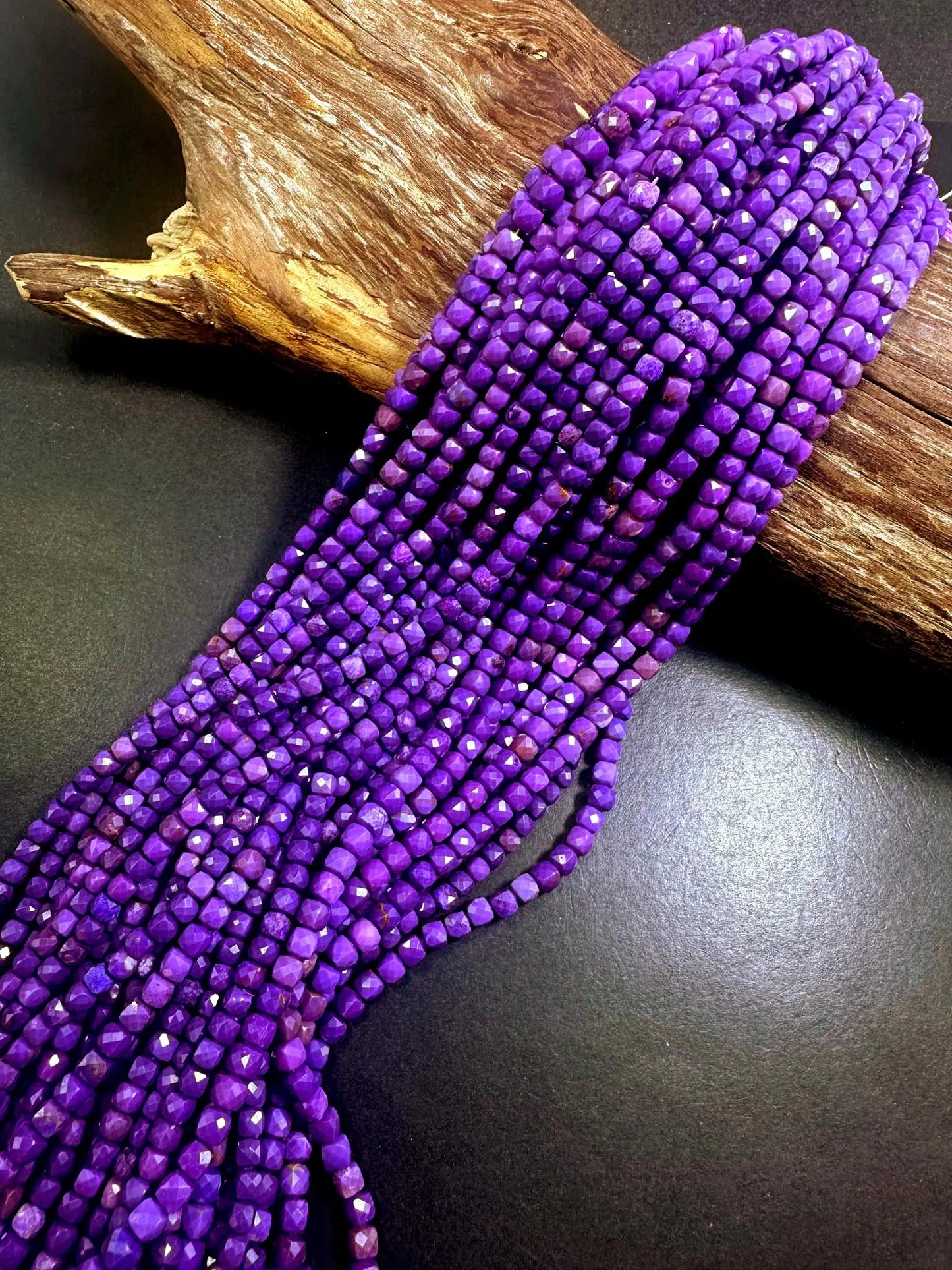 100% AAA Natural Phosphosiderite Faceted Cube Shape Gemstone Beads. 4mm, Beautiful Natural Purple Color Shades, Excellent Quality 15.5"