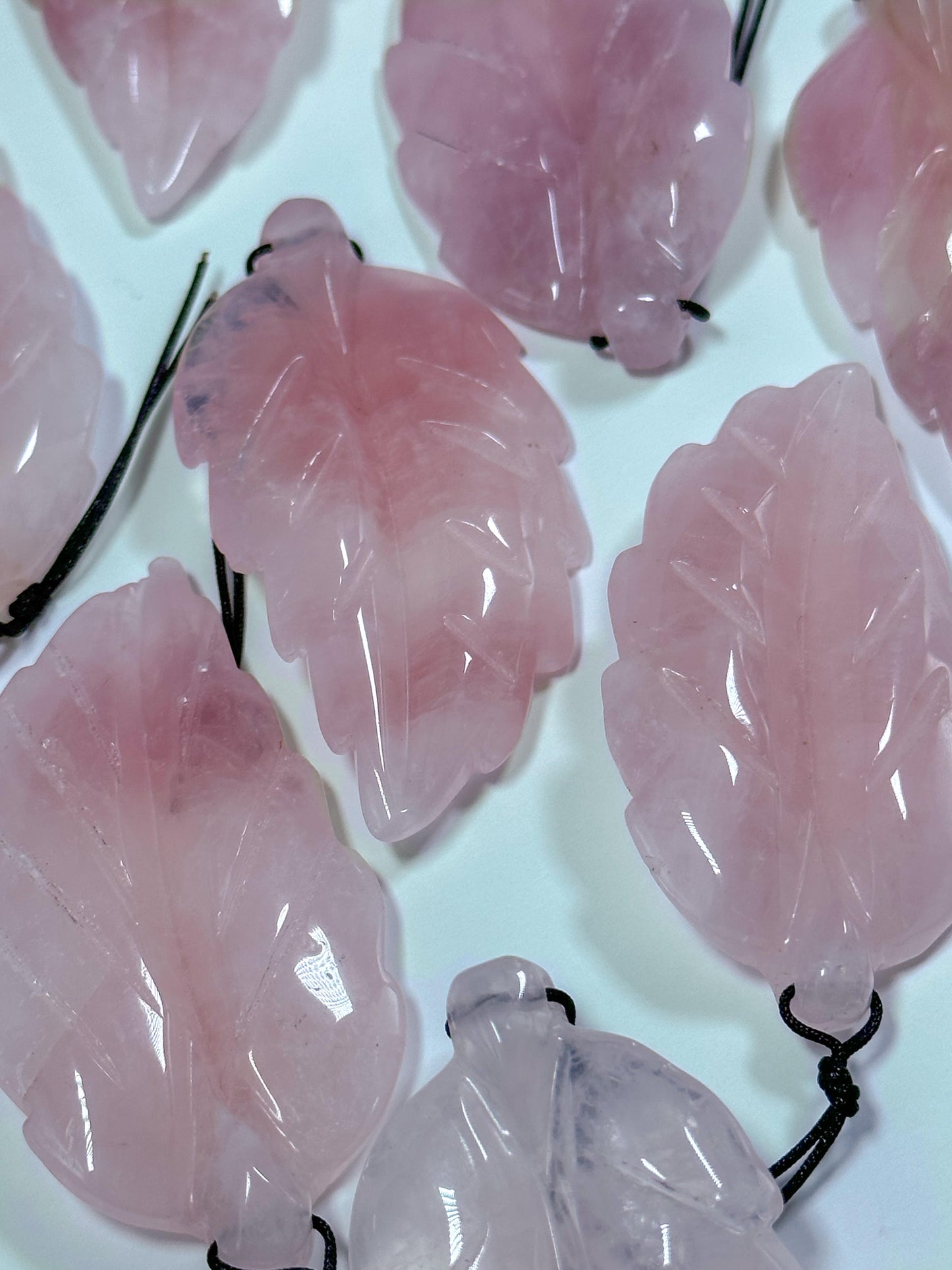 NATURAL Beautiful Hand Carved Rose Quartz Gemstone Pendant 60x31mm Leaf Shape, Gorgeous Natural Pink Color Rose Quartz Pendant