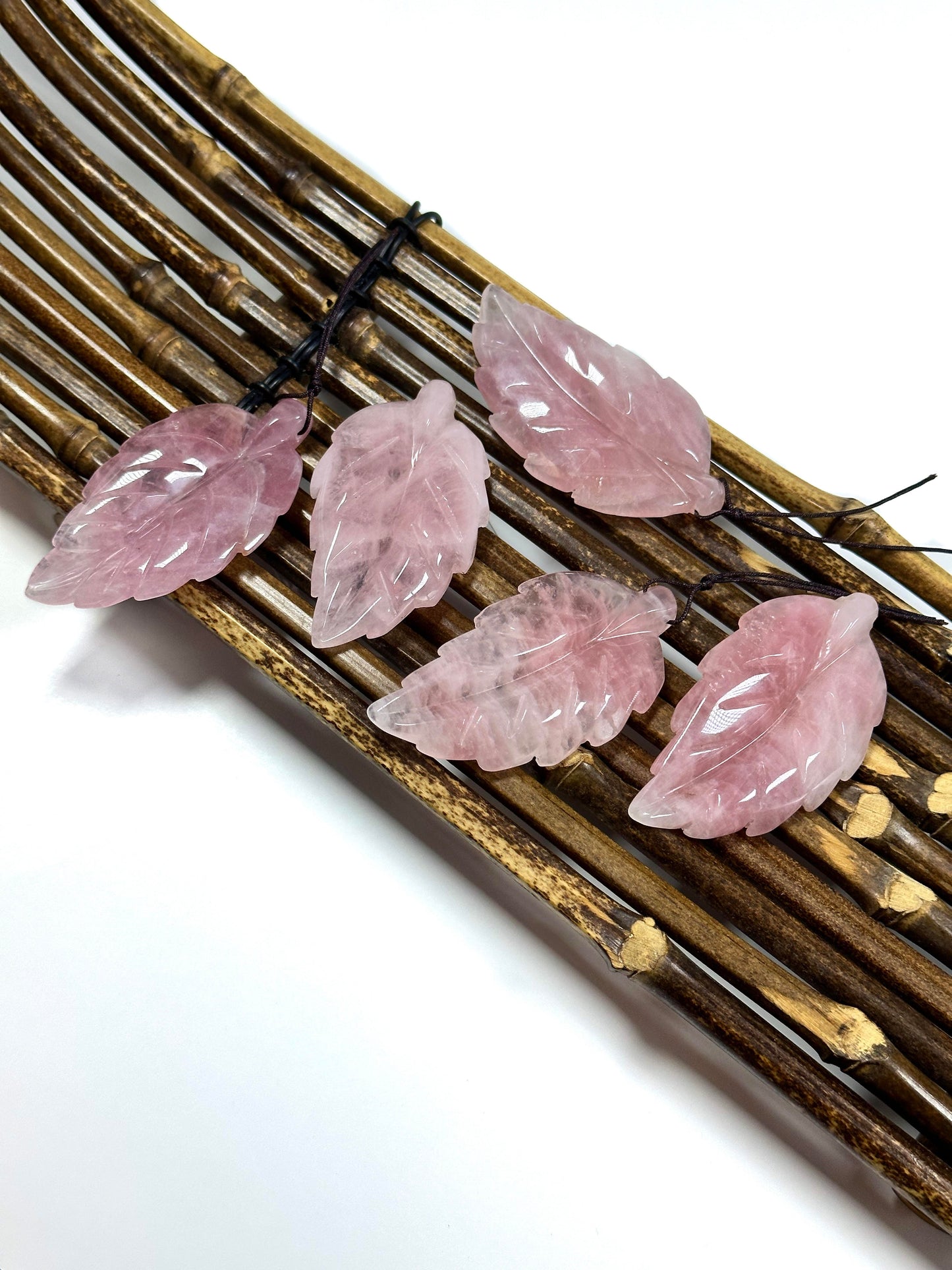 NATURAL Beautiful Hand Carved Rose Quartz Gemstone Pendant 60x31mm Leaf Shape, Gorgeous Natural Pink Color Rose Quartz Pendant