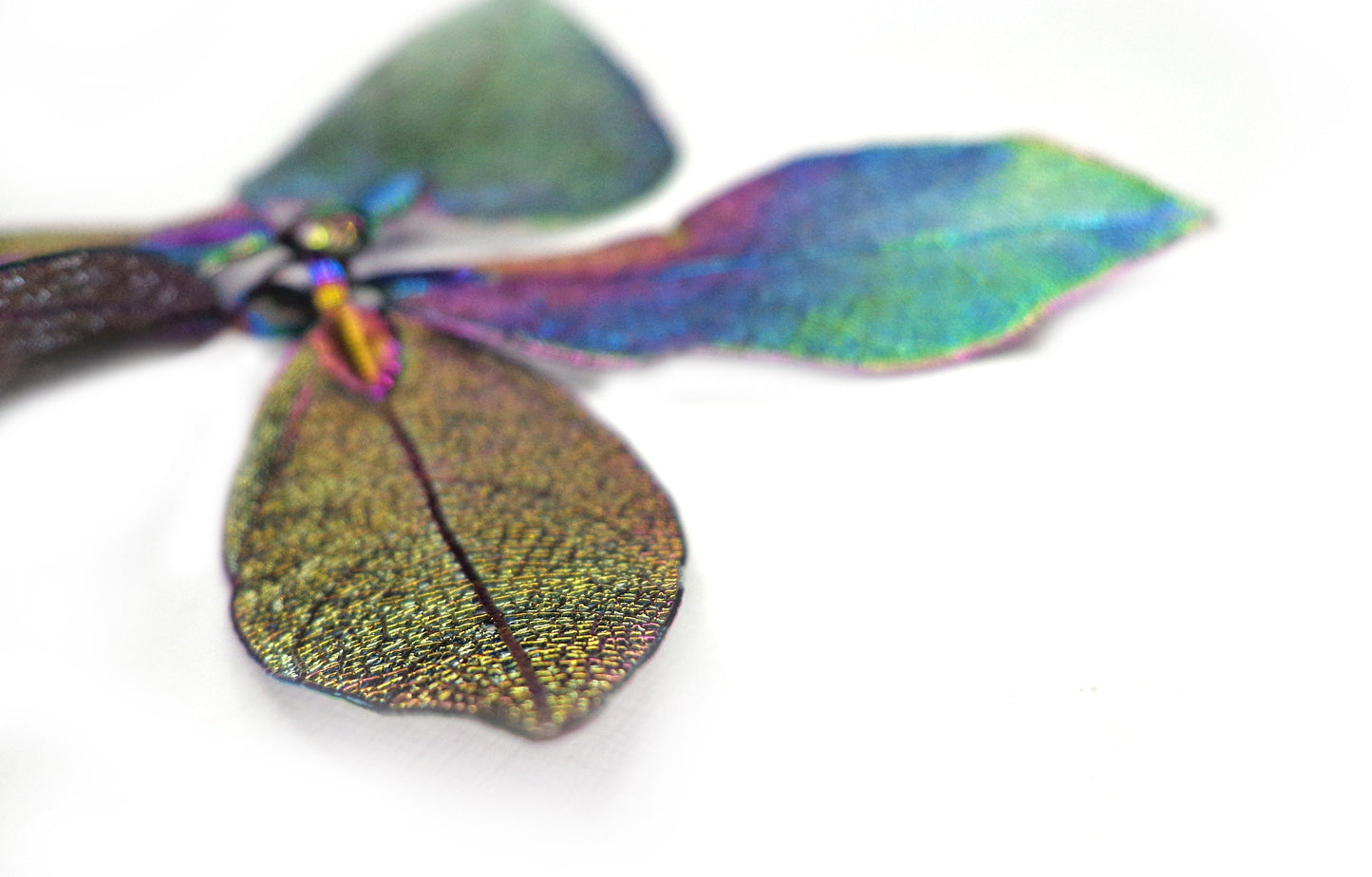 Chromatic Natural Tree Leaf Pendant, Organic Leaf Shape, Great for Jewelry making!