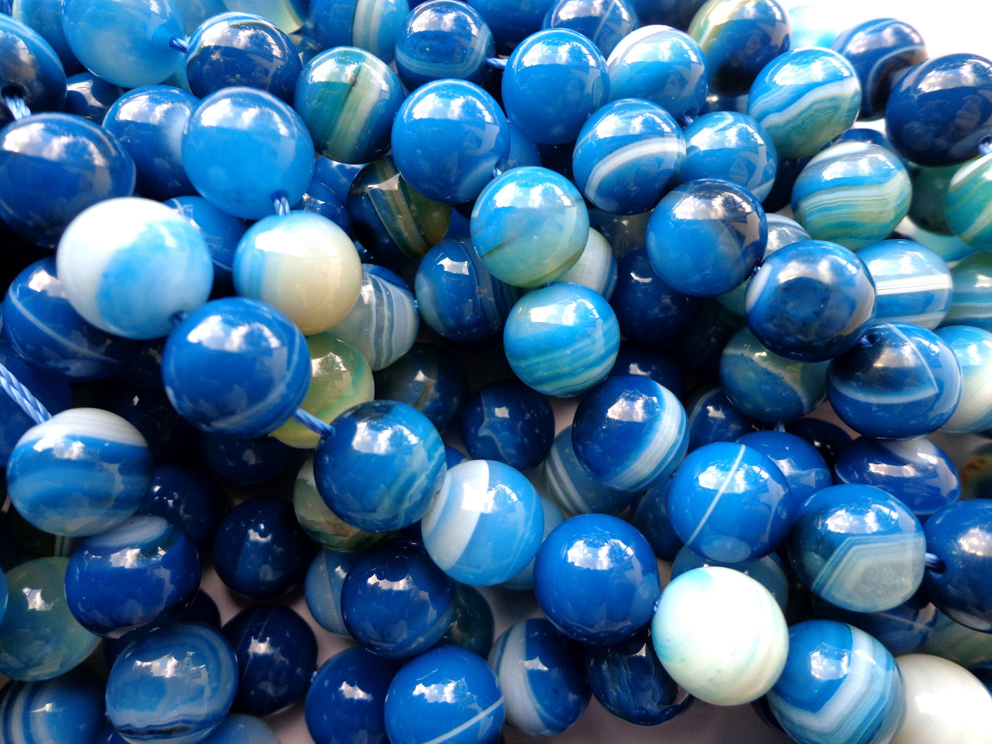 AAA Natural Agate Gemstone Beads, 6,8,10mm Smooth Round Shape Beads, Beautiful Blue Beads, Great Quality Bead! Full length 15.5"