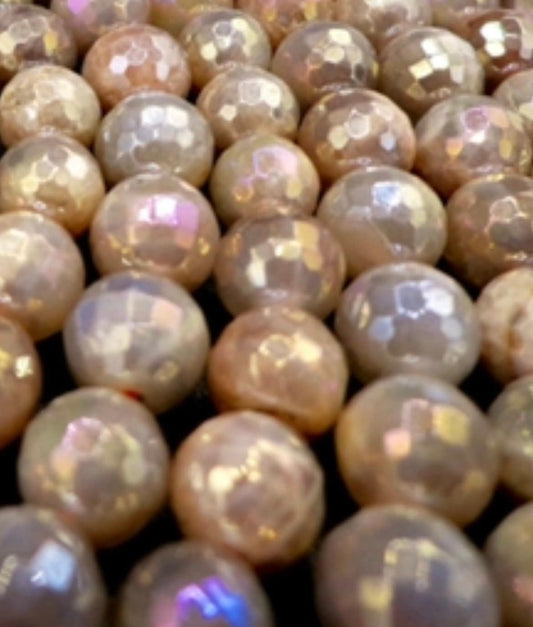 NATURALMystic Moonstone beads 6mm 8mm 10mm 12mm Faceted Round Bead. Gorgeous natural peach color moonstone bead. Great quality gemstone.15.5