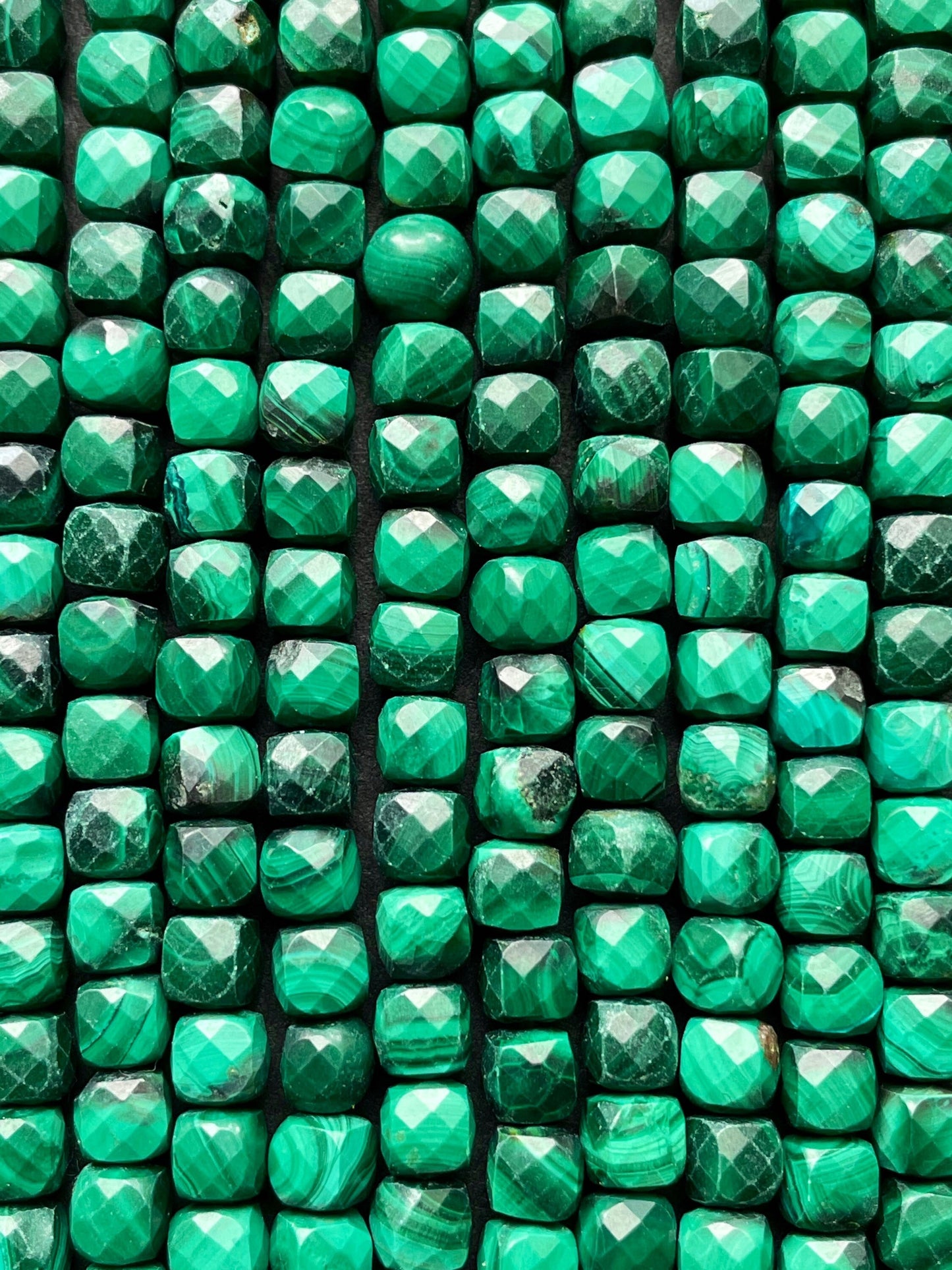 AAA Natural Malachite Gemstone Bead Faceted 4mm Cube Shape Bead, Gorgeous Natural Green Color Malachite Beads, 15.5" Strand