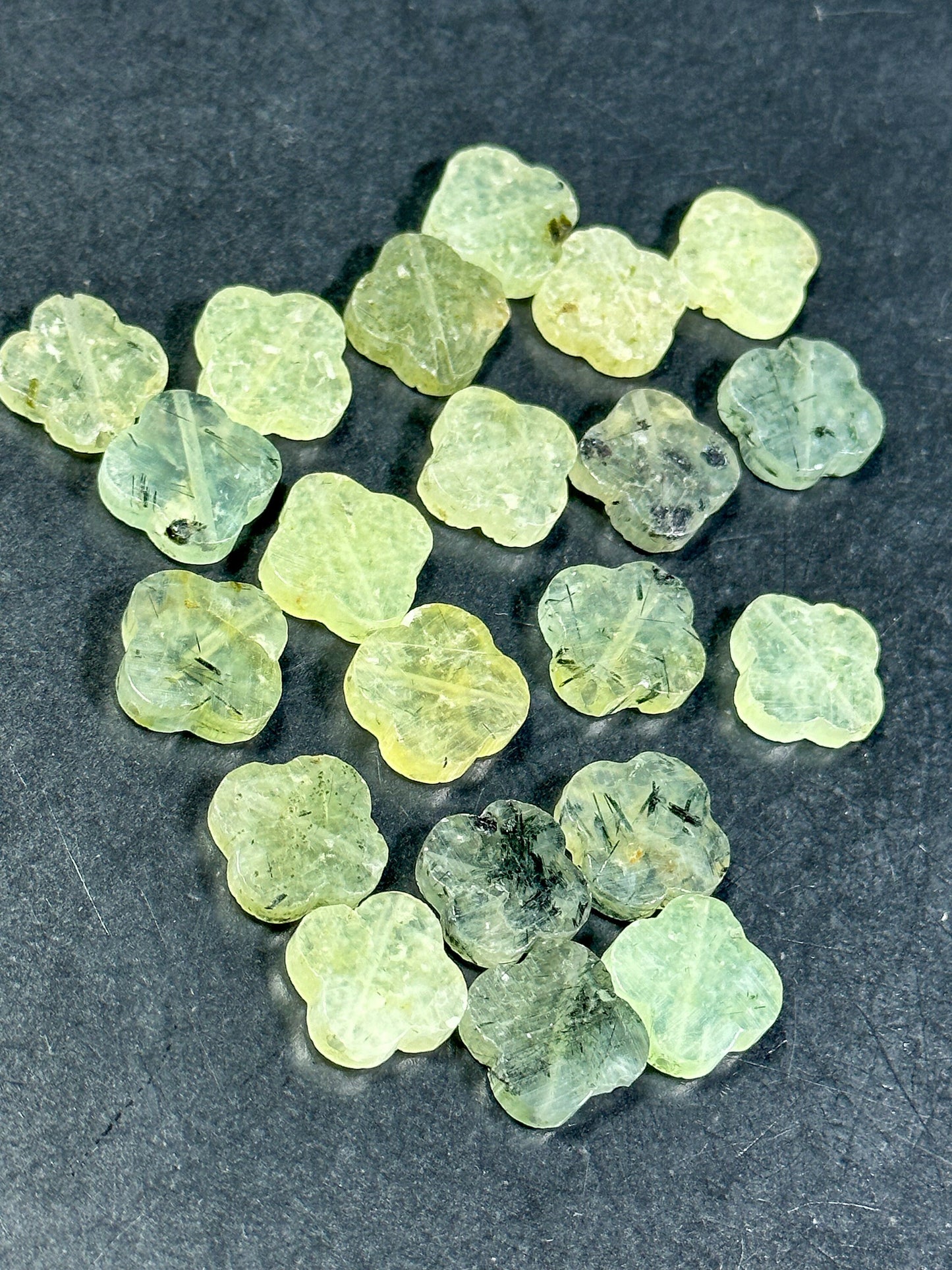 AAA NATURAL Prehnite Gemstone Bead Faceted 17mm Clover Flower Shape Beautiful Natural Green Color Prehnite Gemstone Bead LOOSE Prehnite Bead